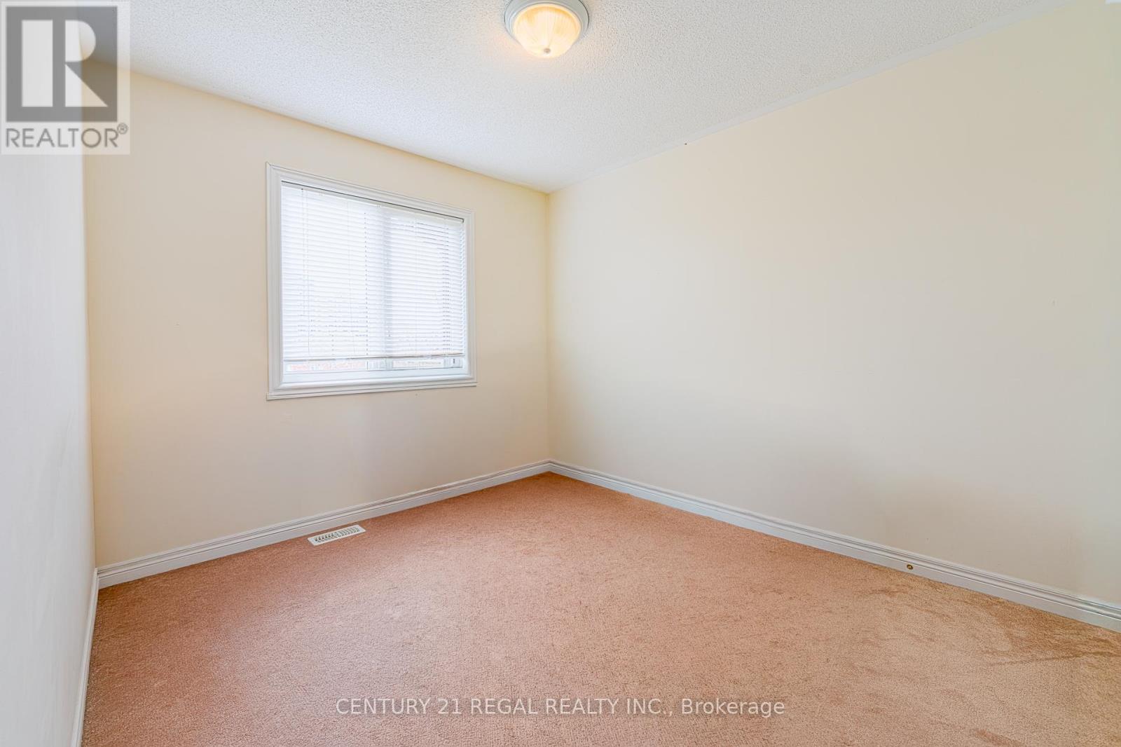 27 Belanger Crescent S, Toronto, Ontario  M1L 0H3 - Photo 26 - E13090156