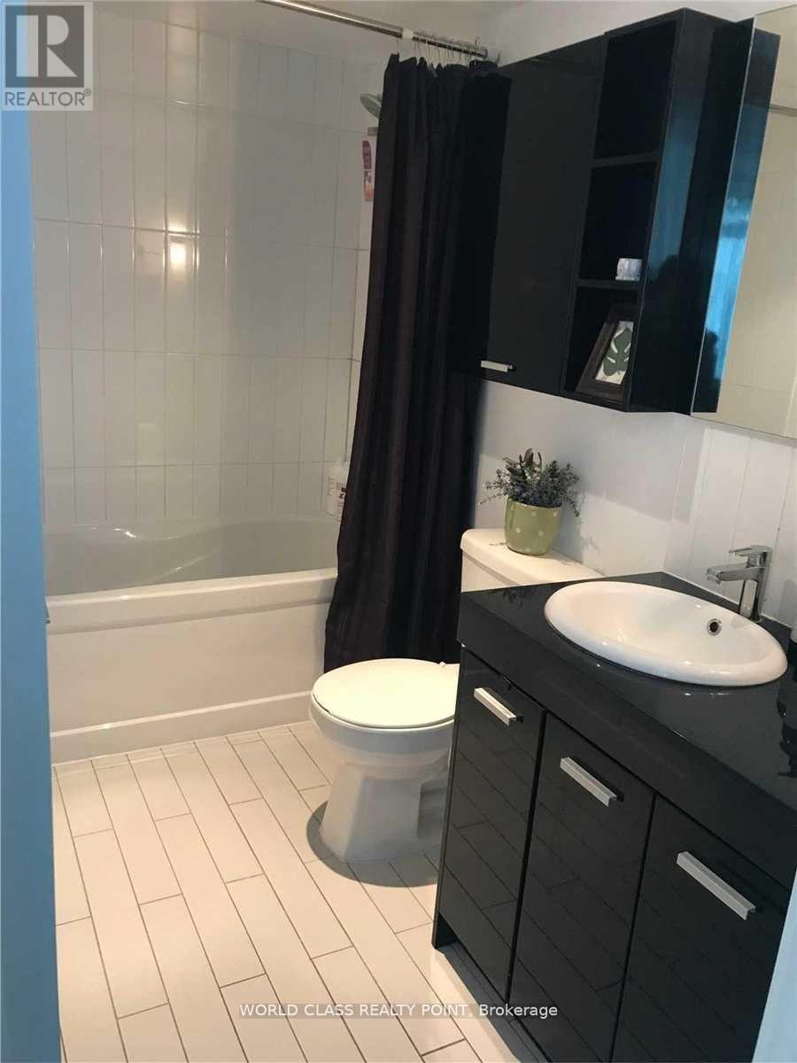 611 - 33 Singer Court, Toronto, Ontario  M2K 0B4 - Photo 3 - C12915624
