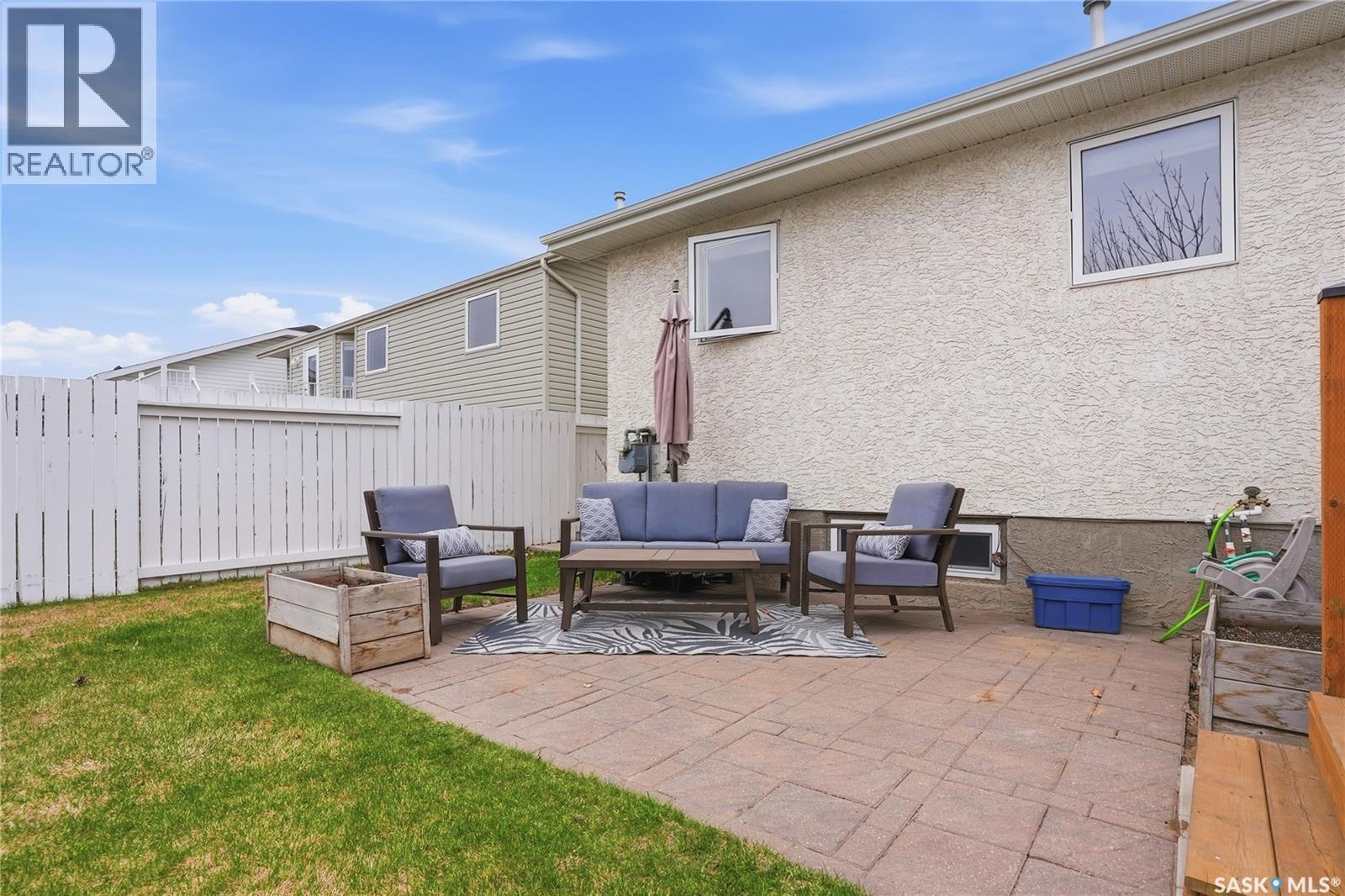 523 Pobran Crescent, Saskatoon, Saskatchewan  S7S 1L5 - Photo 45 - SK035822