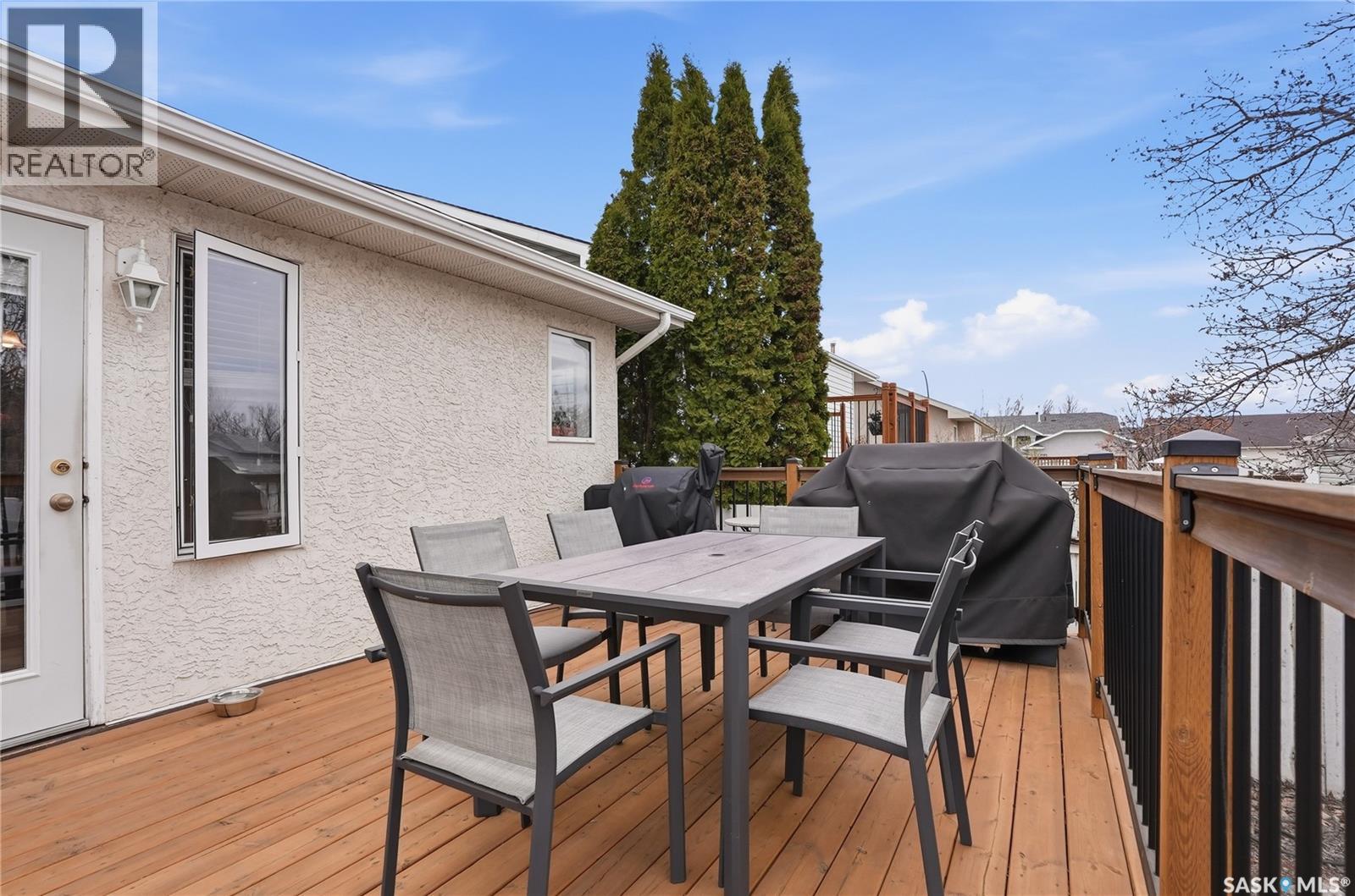 523 Pobran Crescent, Saskatoon, Saskatchewan  S7S 1L5 - Photo 46 - SK035822