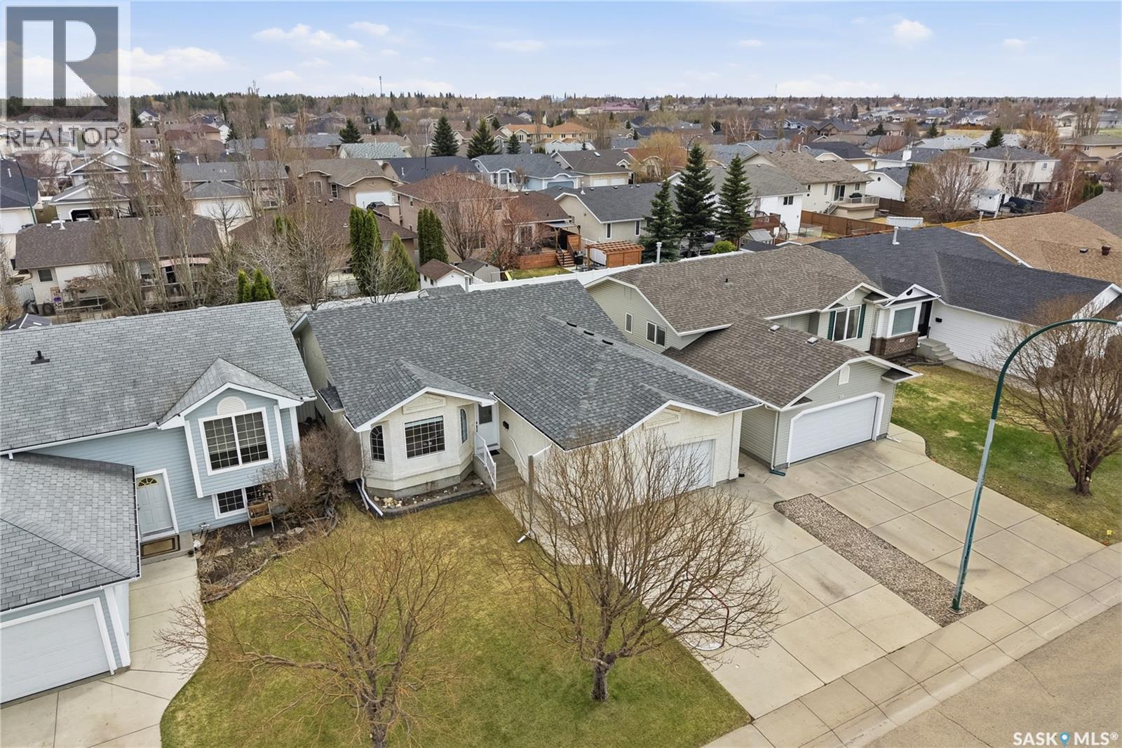 523 Pobran Crescent, Saskatoon, Saskatchewan  S7S 1L5 - Photo 48 - SK035822