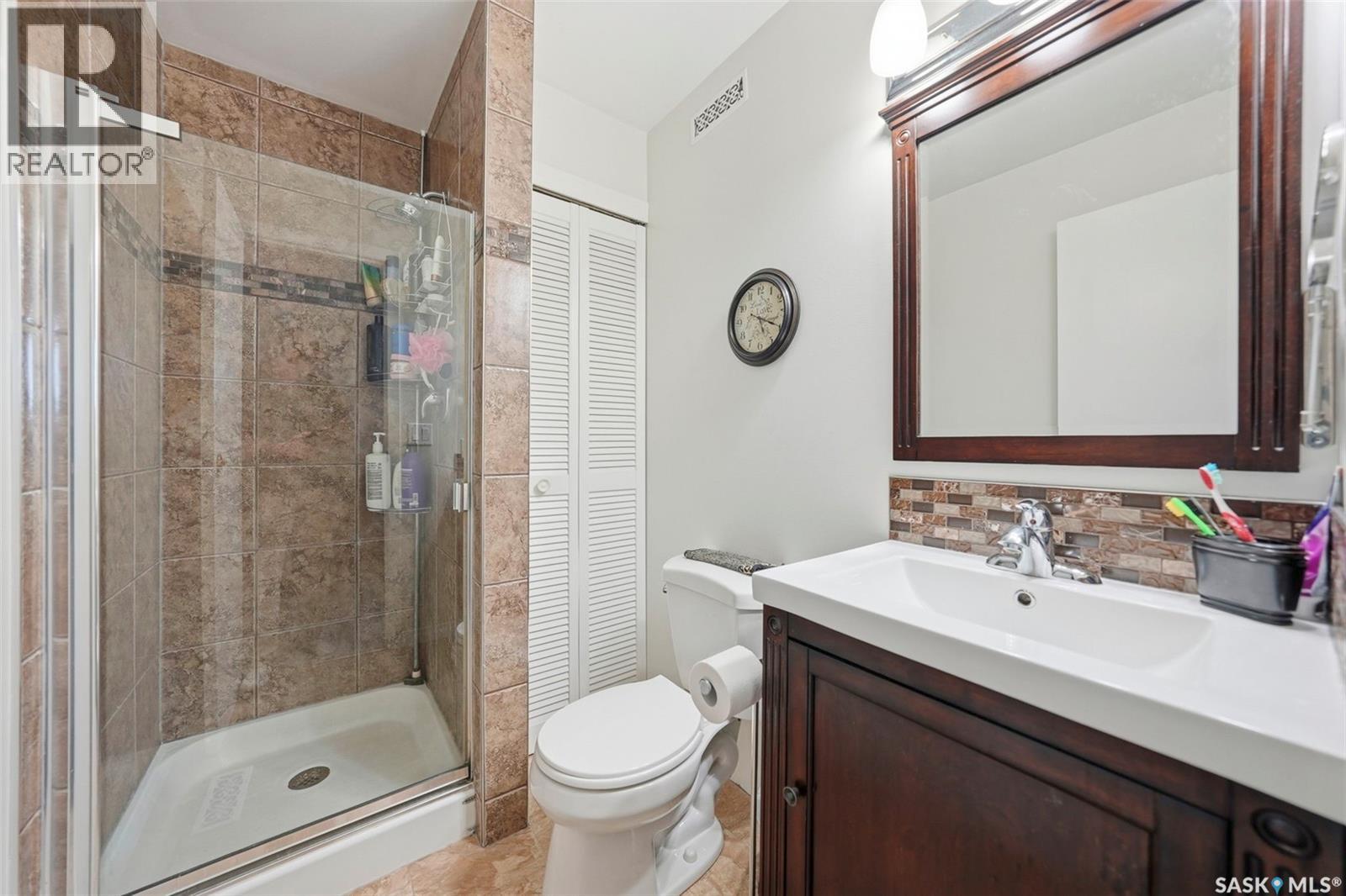 218 Ward Court, Saskatoon, Saskatchewan  S7L 6Z9 - Photo 14 - SK035801