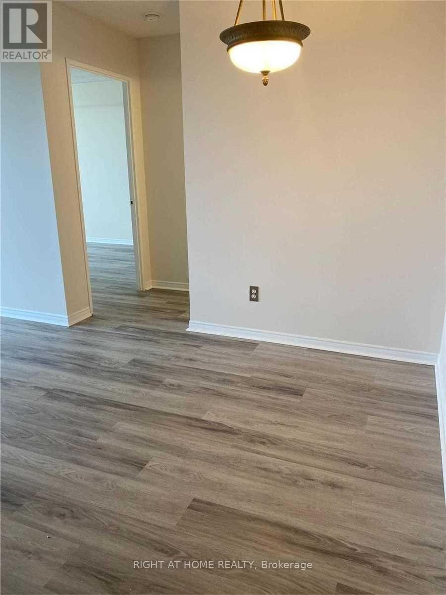 411 - 91 Townsgate Drive N, Vaughan, Ontario  L4J 8E8 - Photo 11 - N13115086