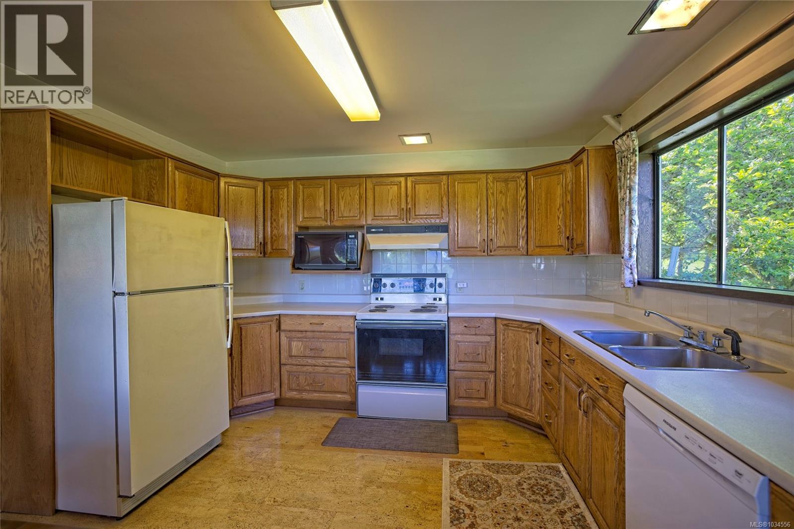 144 Hedger Rd, Salt Spring, British Columbia  V8K 1B6 - Photo 37 - 1034556