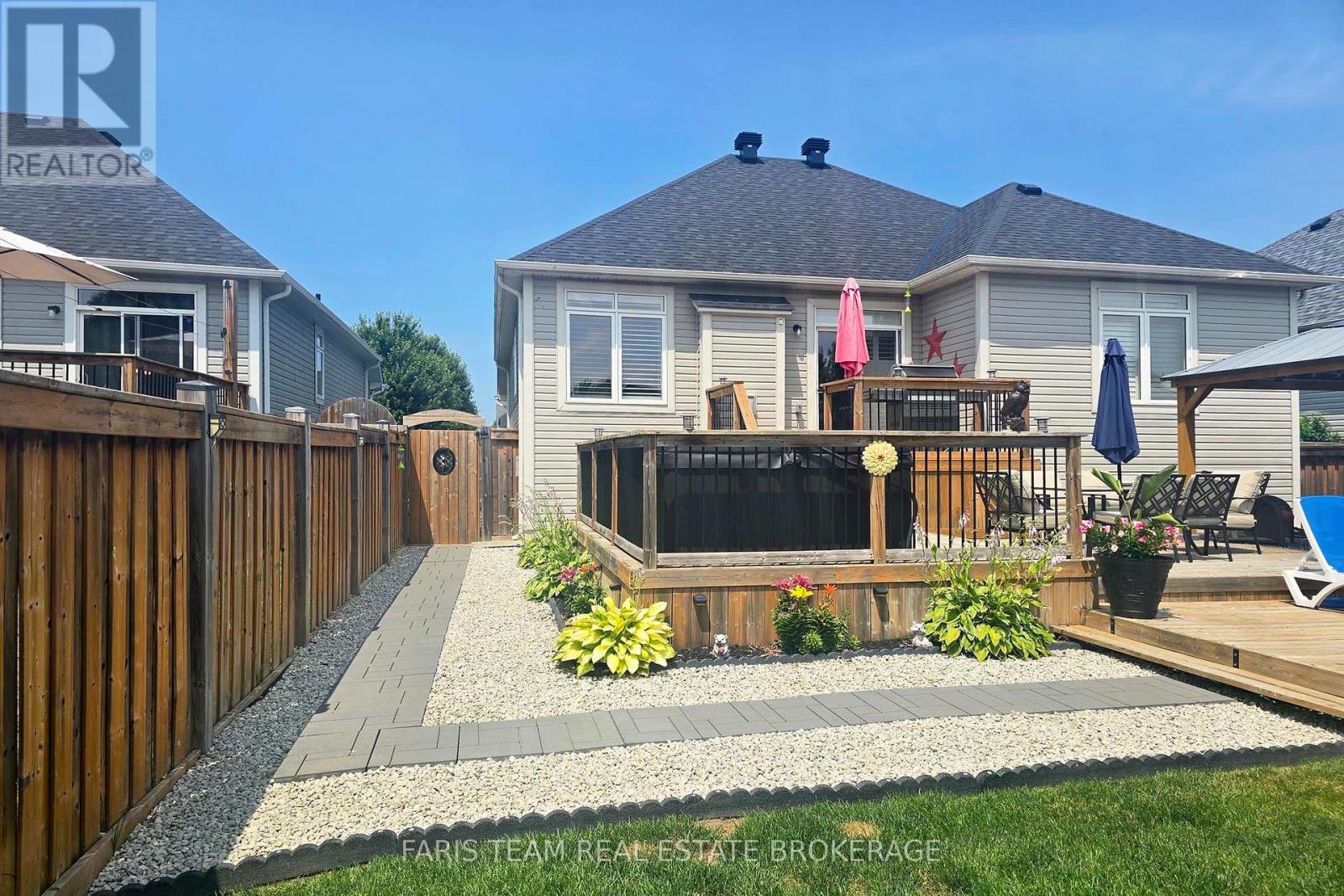 9 Broadpoint Street, Wasaga Beach, Ontario  L9Z 3B8 - Photo 41 - S13044318