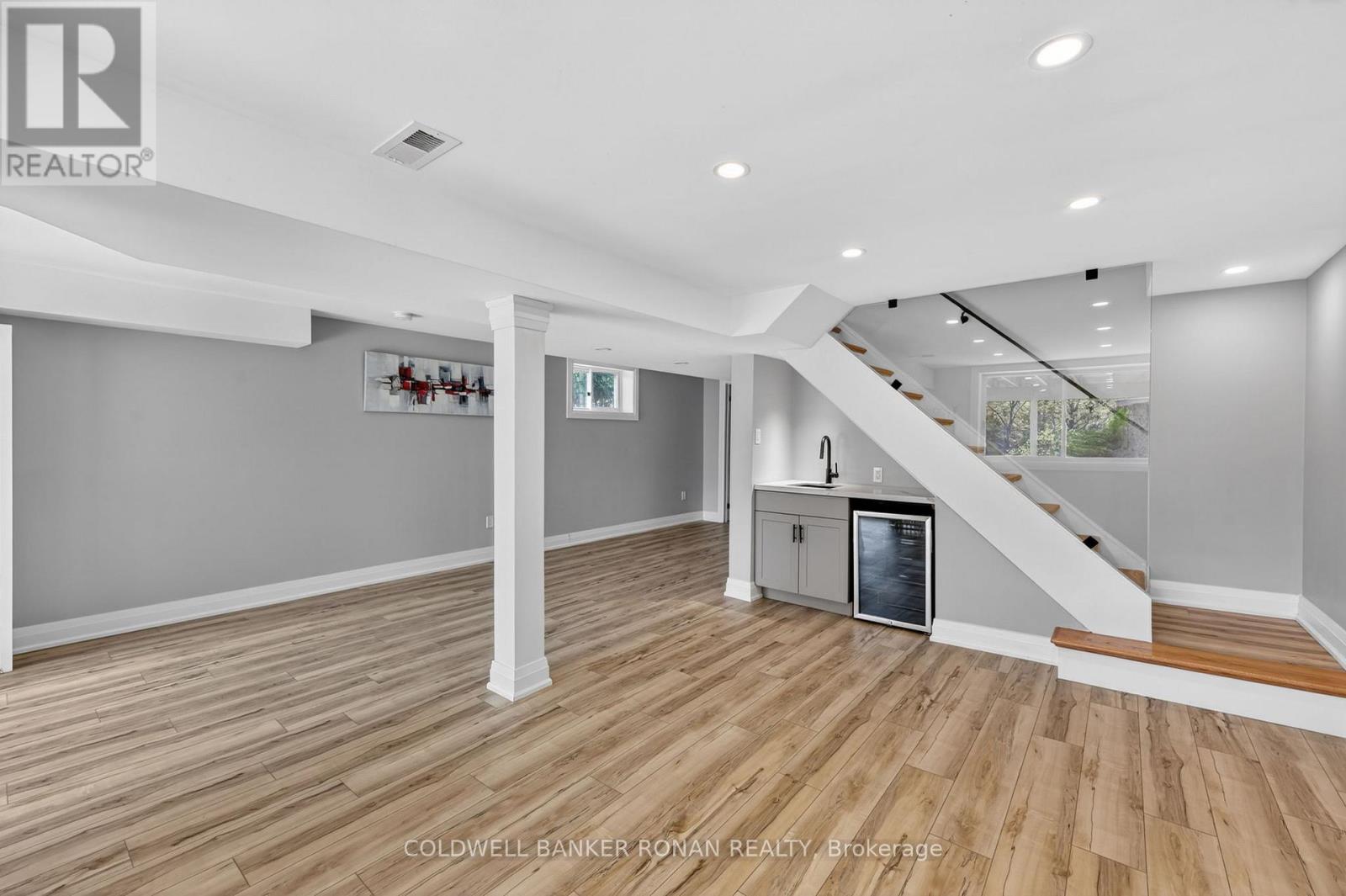 157 Woodland Drive, Wasaga Beach, Ontario  L9Z 2V4 - Photo 26 - S13121250