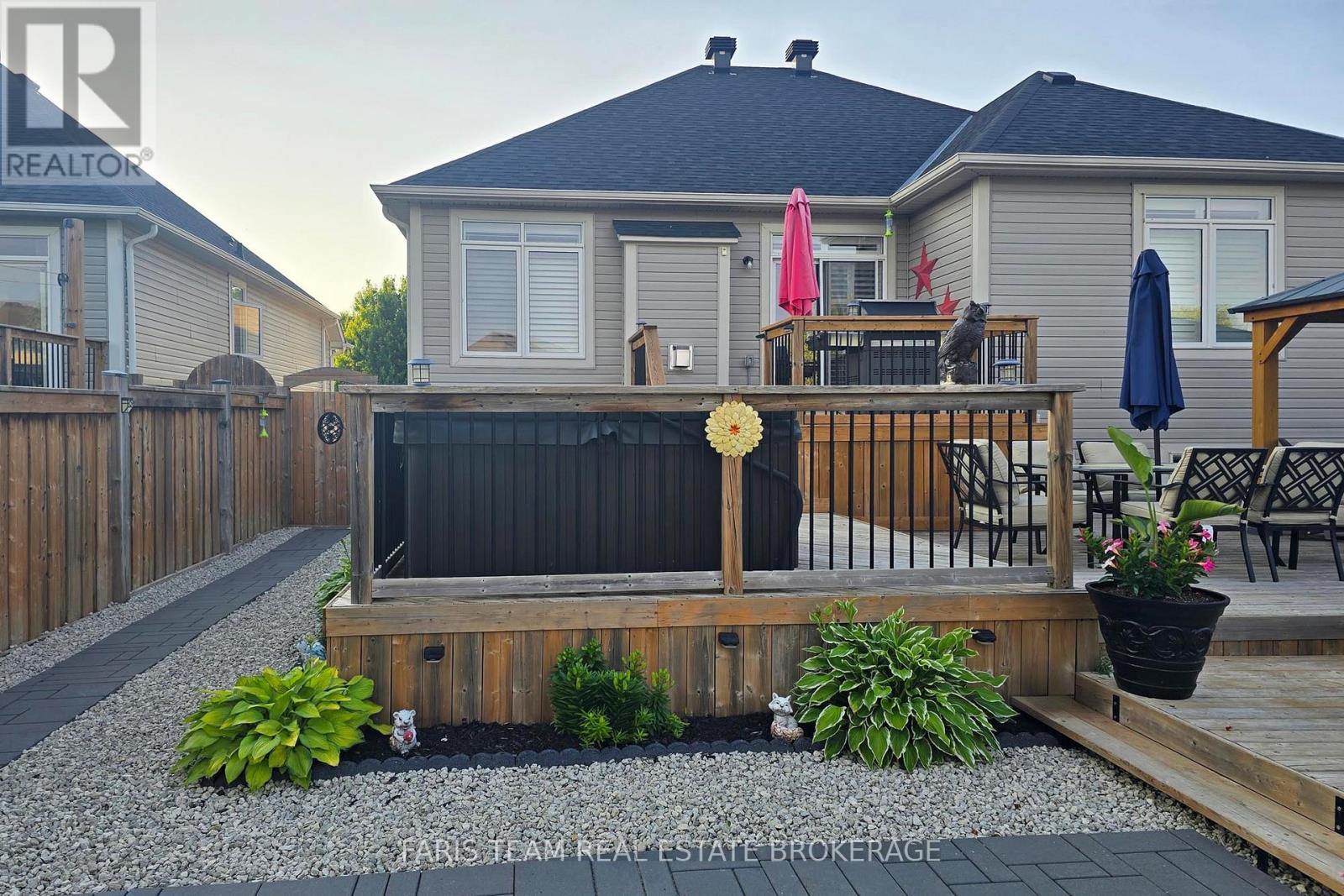 9 Broadpoint Street, Wasaga Beach, Ontario  L9Z 3B8 - Photo 42 - S13044318