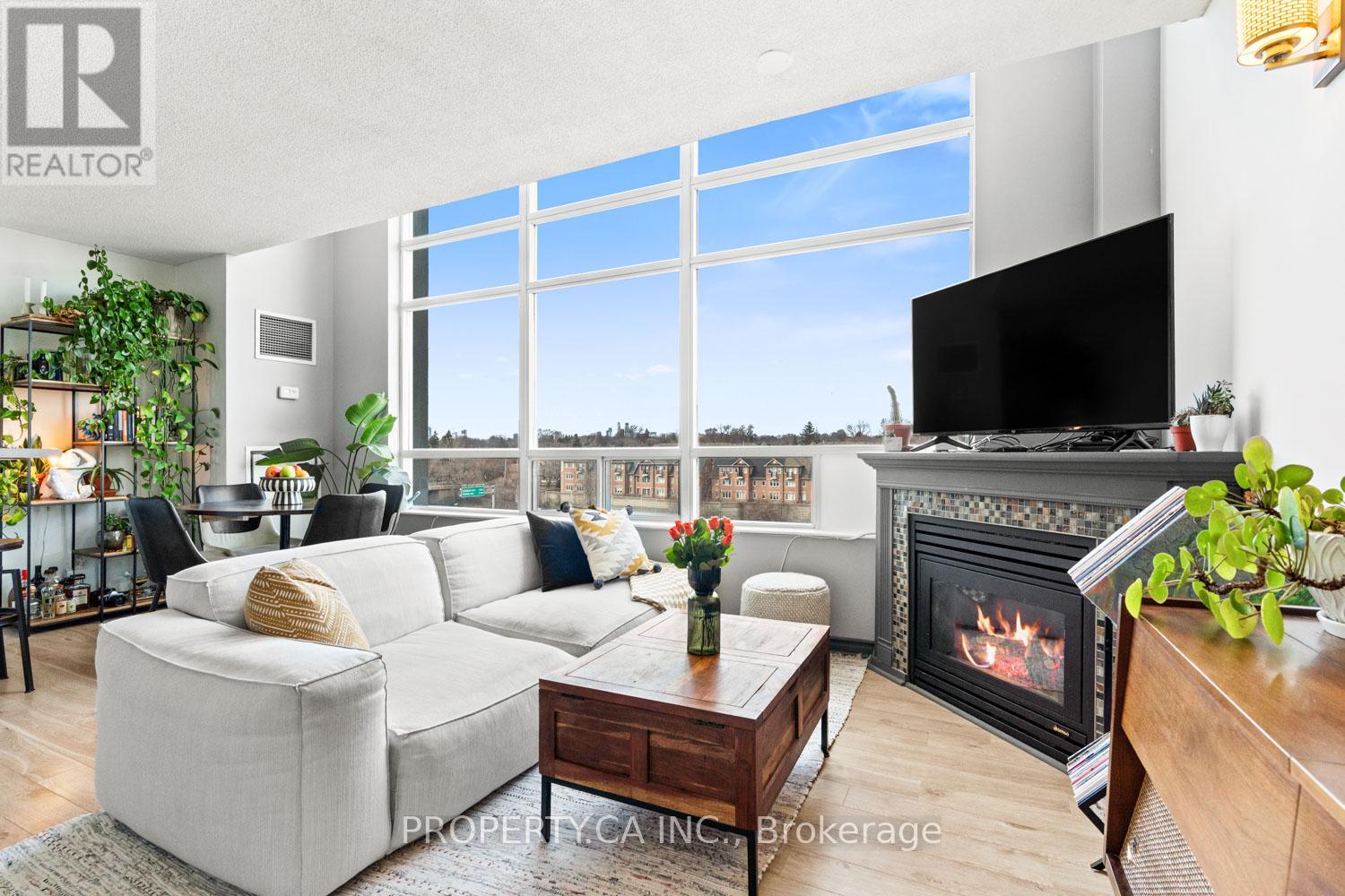 421 - 200 MANITOBA STREET, Toronto, Ontario
