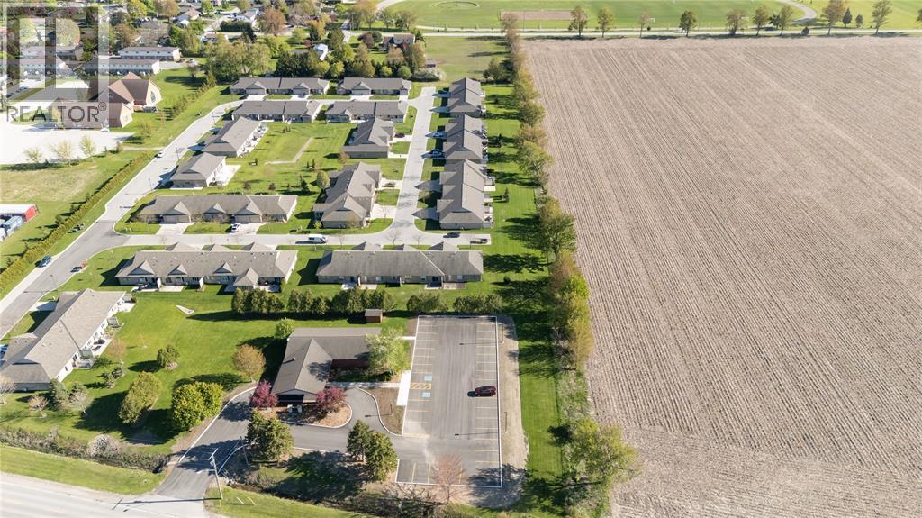 5969 Townsend Line Unit# 15, Lambton Shores, Ontario  N0N 1J0 - Photo 12 - 26010996