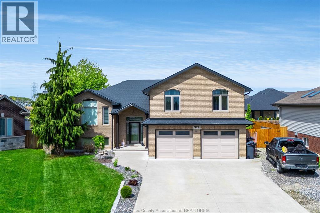 924 Driftwood CRESCENT, Lakeshore, Ontario