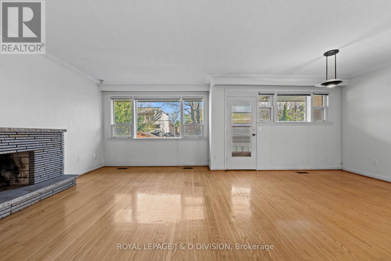 123 Betty Ann Drive, Toronto, Ontario  M2N 1X3 - Photo 10 - C13121784