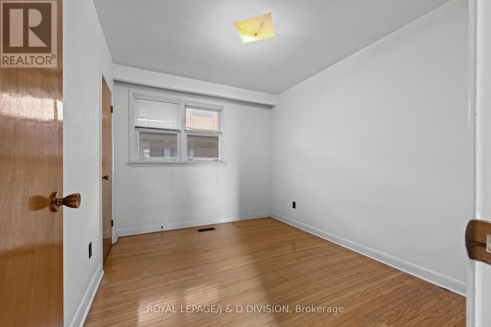 123 Betty Ann Drive, Toronto, Ontario  M2N 1X3 - Photo 18 - C13121784