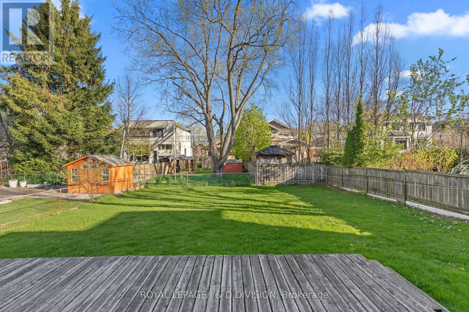123 Betty Ann Drive, Toronto, Ontario  M2N 1X3 - Photo 32 - C13121784