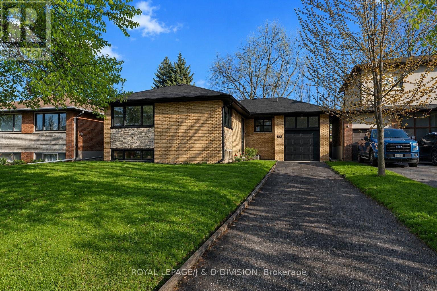 123 Betty Ann Drive, Toronto, Ontario  M2N 1X3 - Photo 39 - C13121784
