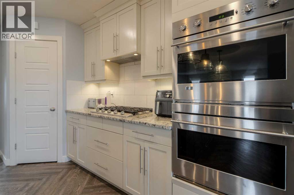 541 Aquitania Boulevard W, Lethbridge, Alberta  T1J 5G7 - Photo 13 - A2272884