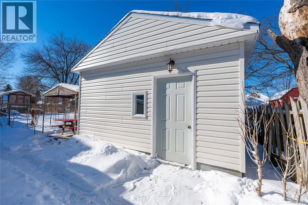 173 Cotterbury Street, Sarnia, Ontario  N7T 6M2 - Photo 24 - 26011027