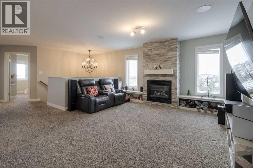541 Aquitania Boulevard W, Lethbridge, Alberta  T1J 5G7 - Photo 21 - A2272884