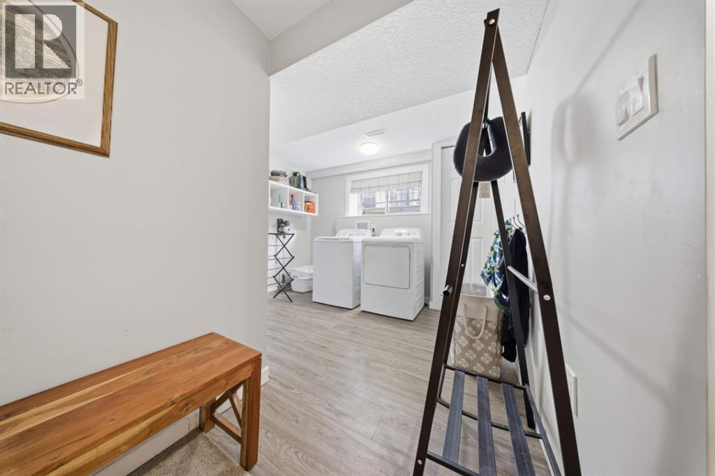 8411 Silver Springs Road Nw, Calgary, Alberta  T3B 4A6 - Photo 35 - A2298472