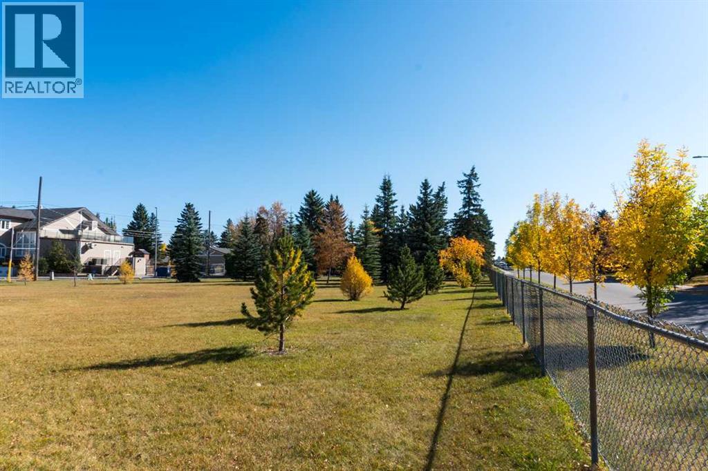8112 Bowness Road NW, Calgary, Alberta  T3B 0H6 - Photo 39 - A2301031