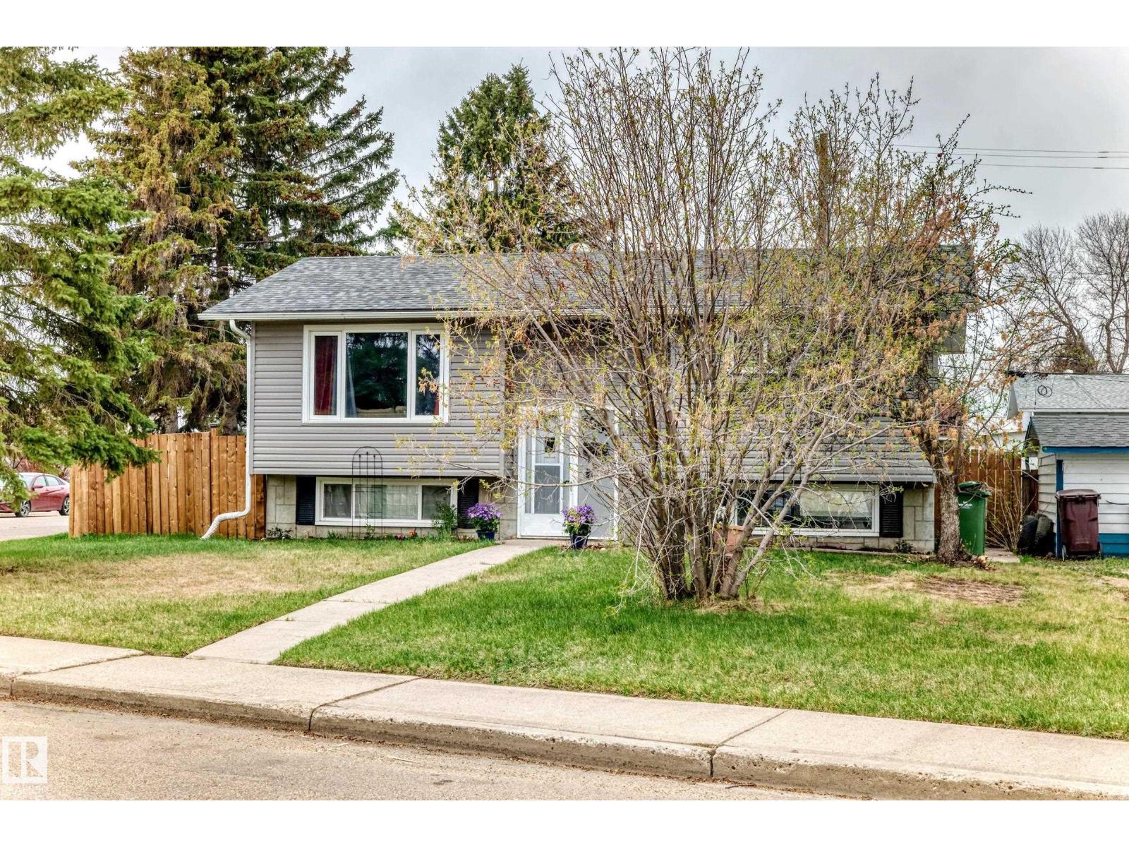 3802 52 St, Wetaskiwin, Alberta  T9A 1M4 - Photo 3 - E4487356