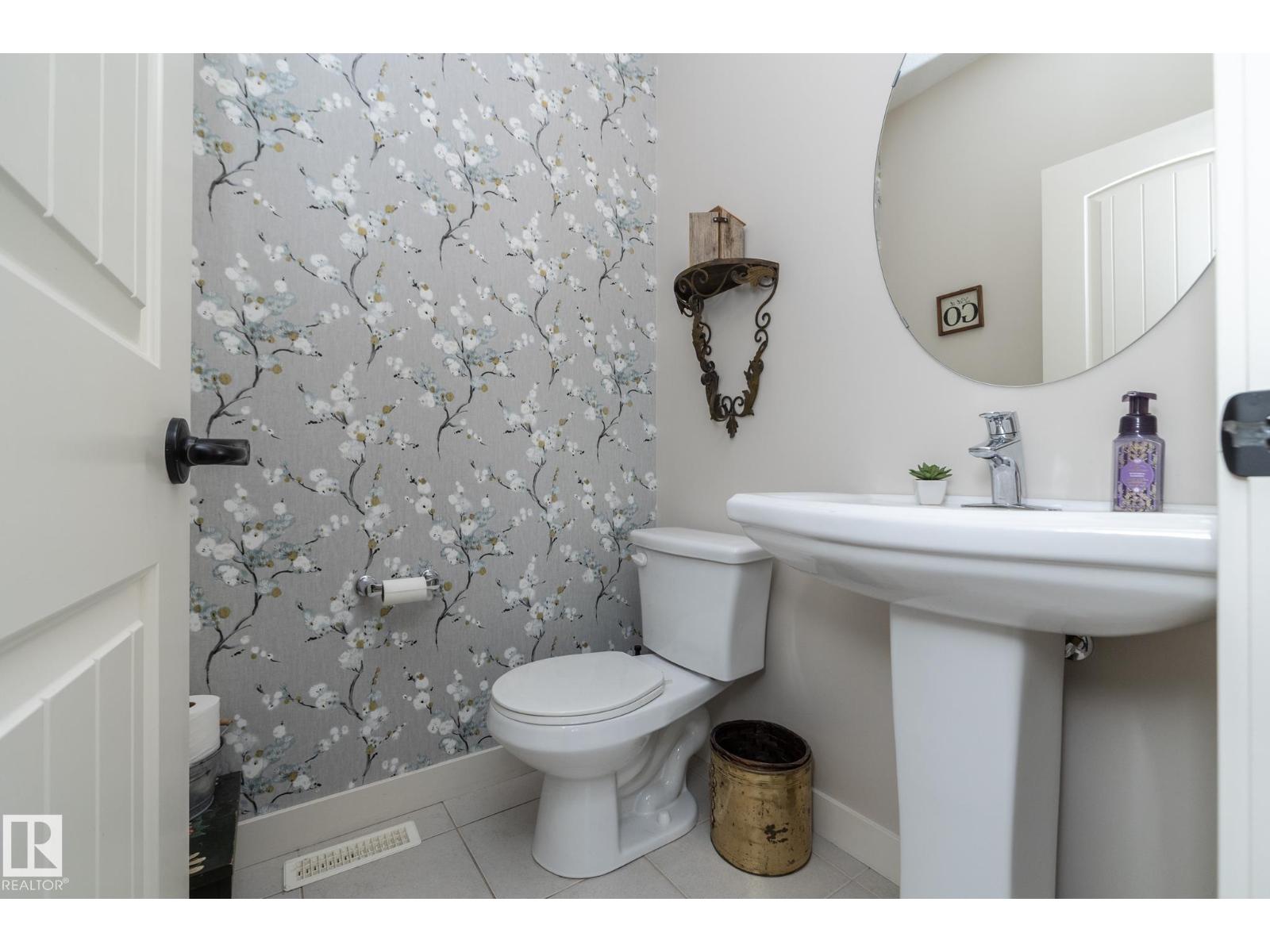 5315 17 Av SW, Edmonton, Alberta  T6X 1R2 - Photo 5 - E4481845