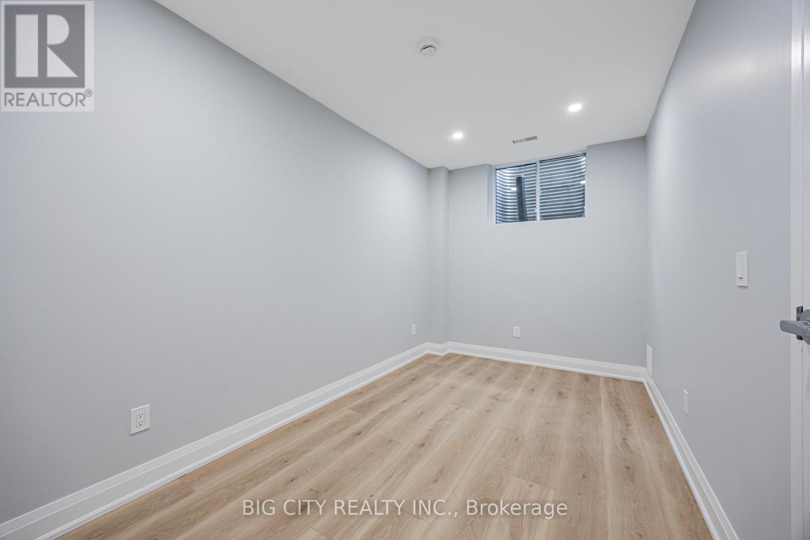 UNIT B - 39 ARAGON AVENUE - Photo 5