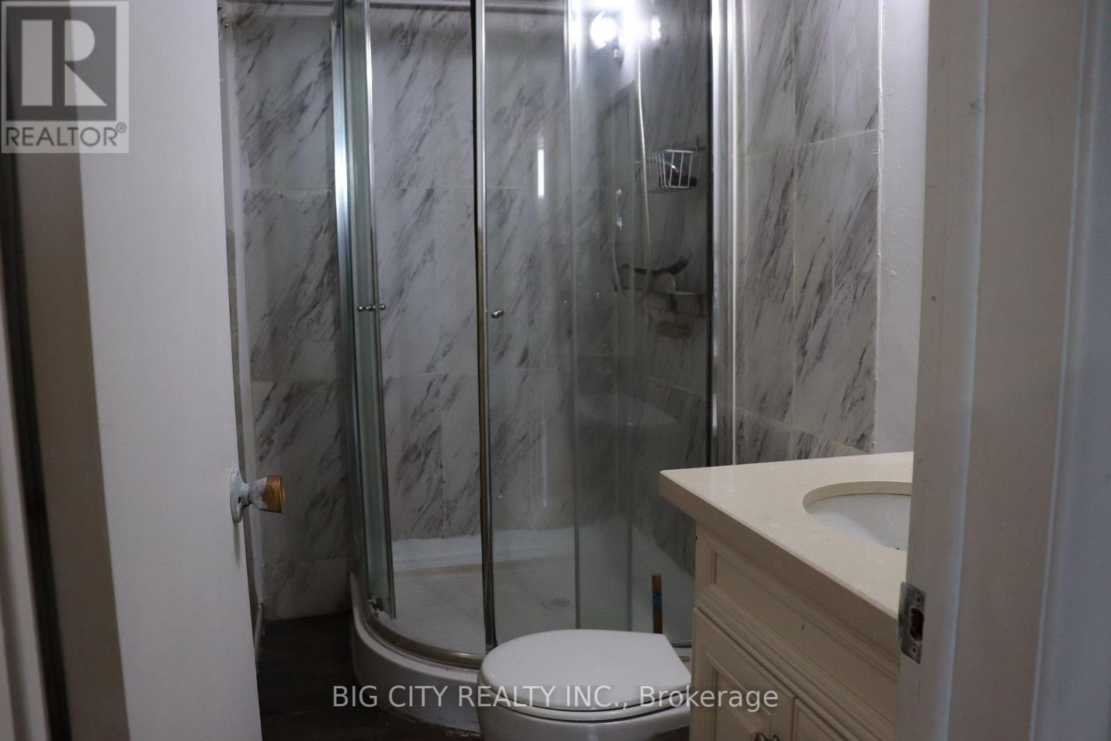 LOWER - 72 HEPSCOTT TERRACE - Photo 4