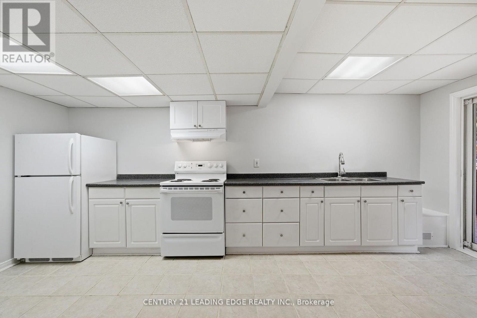 87 Tallships Drive, Whitby, Ontario  L1N 9X5 - Photo 28 - E13121760