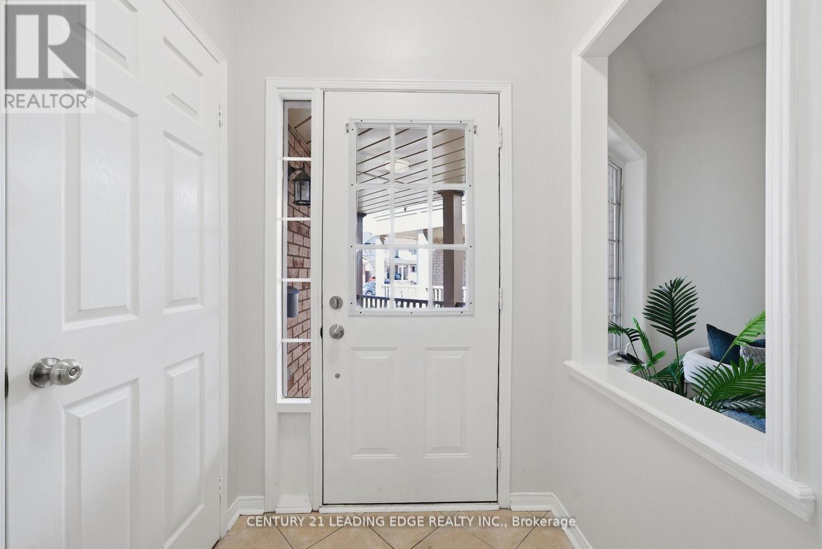 87 Tallships Drive, Whitby, Ontario  L1N 9X5 - Photo 6 - E13121760