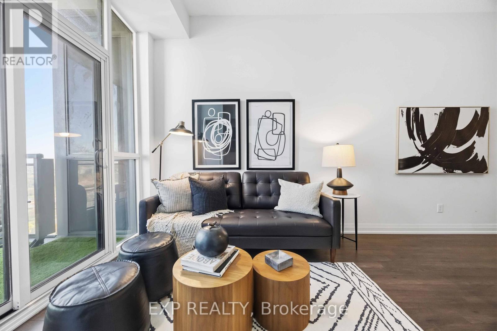 2710 - 20 Meadowglen Place, Toronto, Ontario  M1G 0A9 - Photo 2 - E13121802