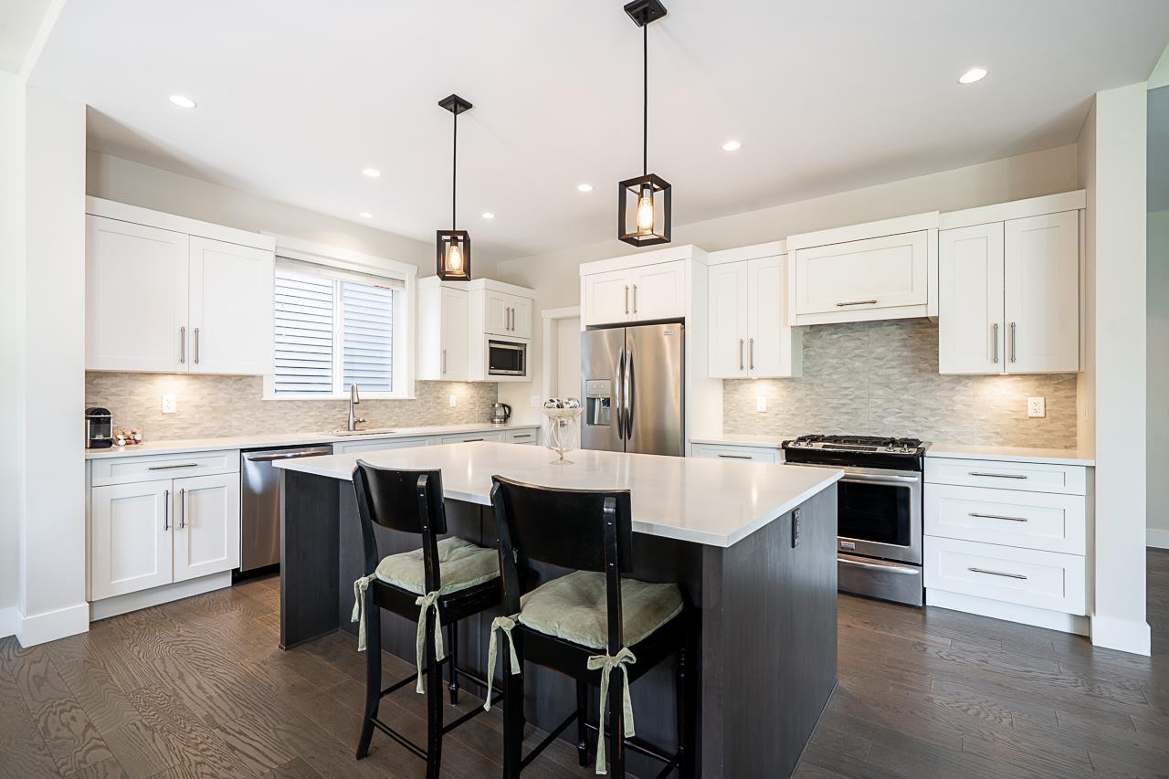 8460 206a Street, Langley, British Columbia  V2Y 0S4 - Photo 5 - R3122305