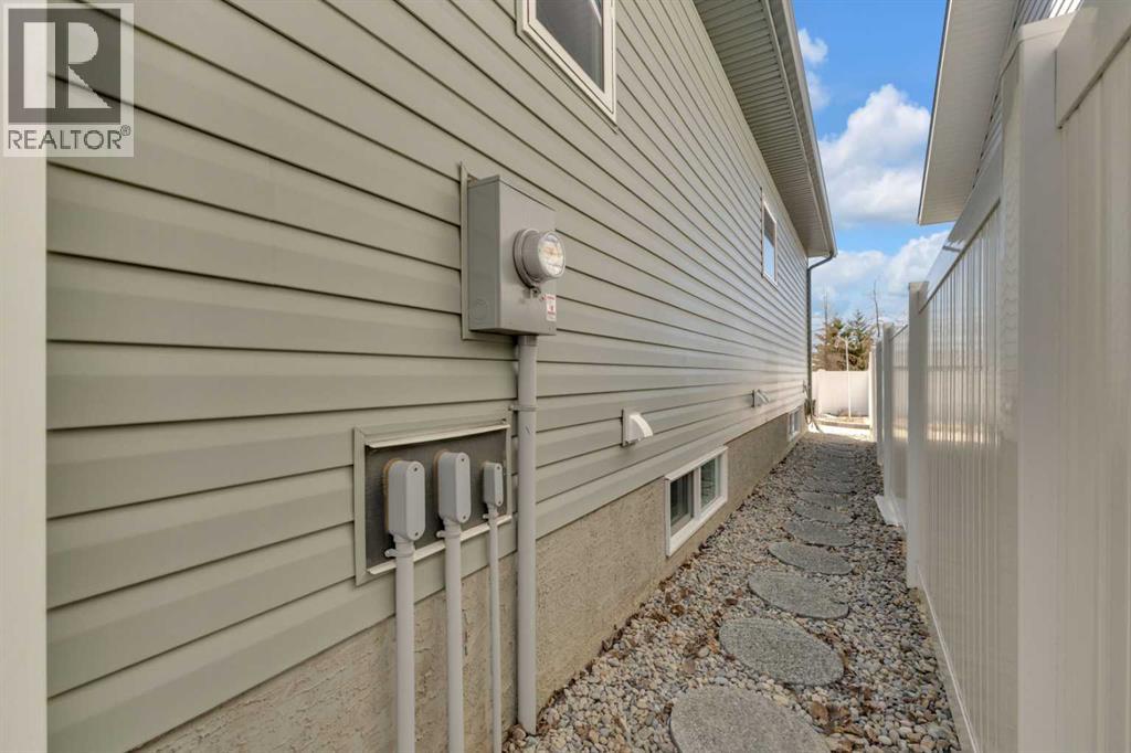 12 Emmett Crescent, Red Deer, Alberta  T4P 3G8 - Photo 49 - A2310285