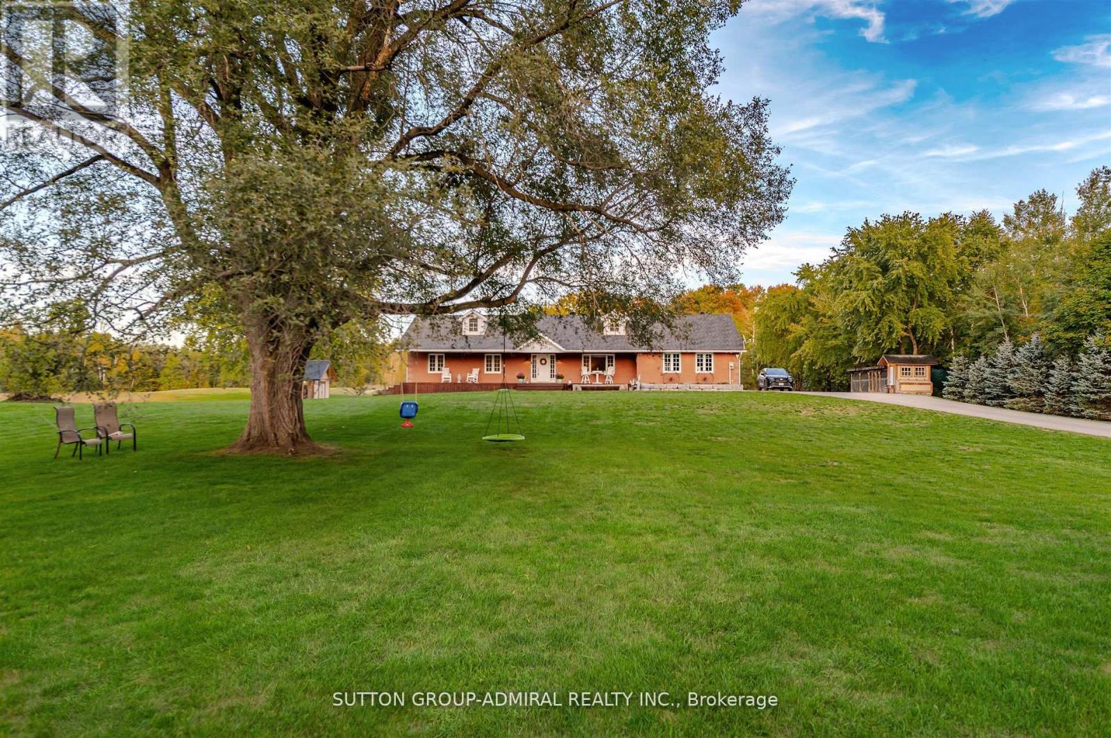 250 Denney Drive, Essa, Ontario  L3W 0T8 - Photo 7 - N13121616