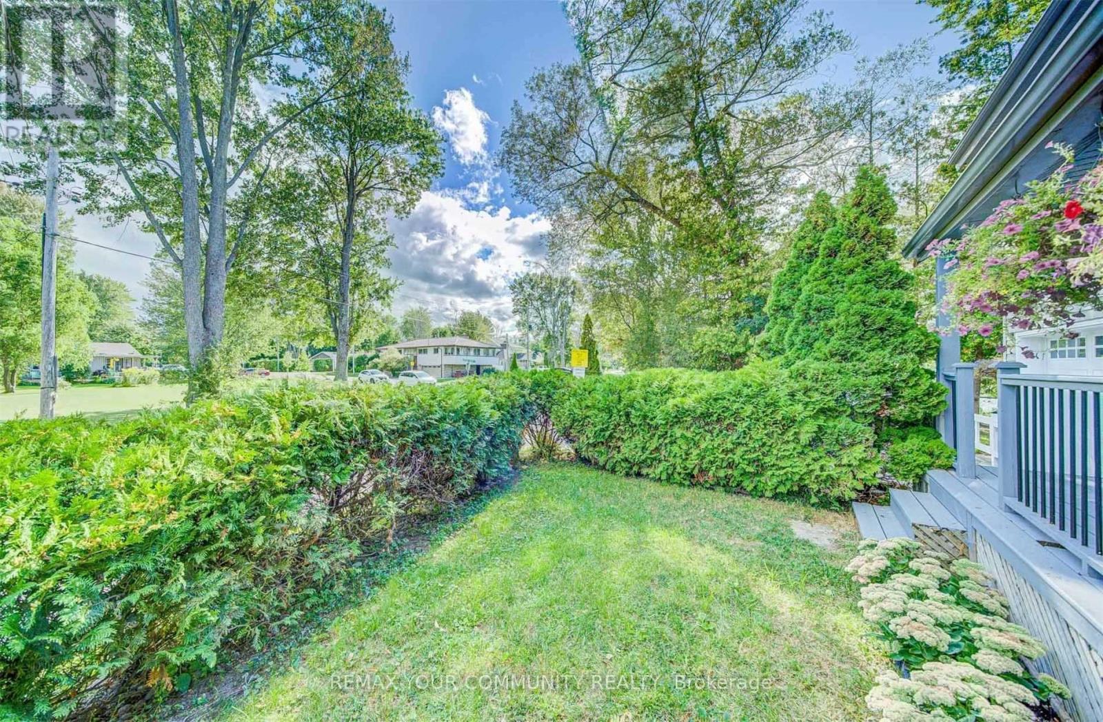 228 Lake Drive, Georgina, Ontario  L4P 3E9 - Photo 11 - N13121890