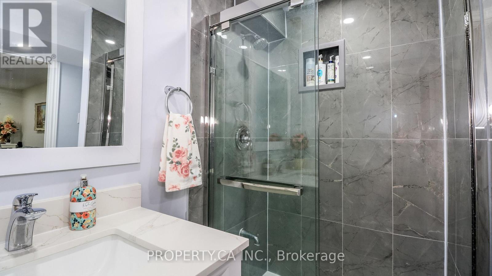 3 Coleman Drive, Barrie (Edgehill Drive), Ontario  L4N 0R5 - Photo 23 - S13121860