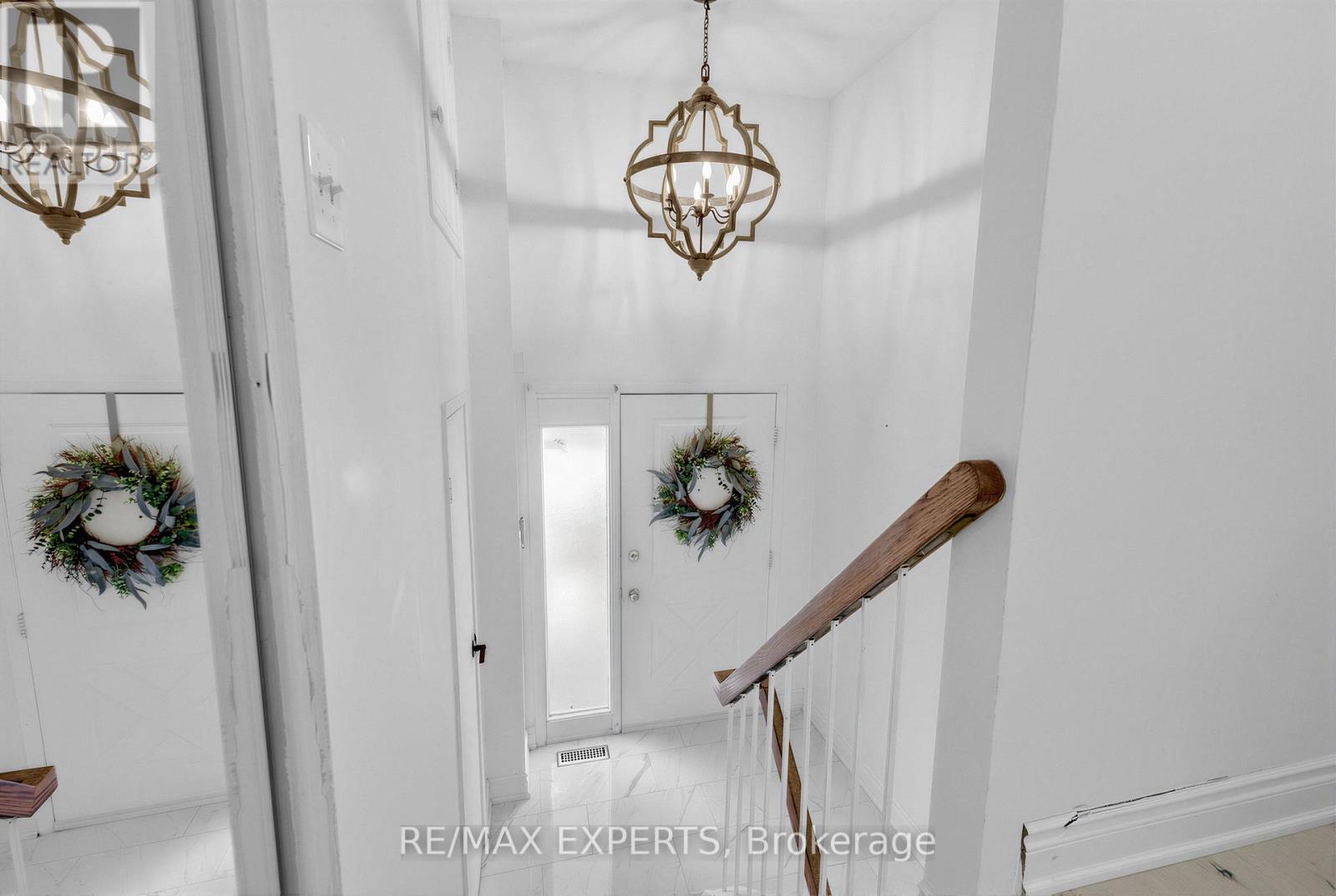 61 - 21 Maple Branch Path, Toronto, Ontario  M9P 3T4 - Photo 2 - W13121654