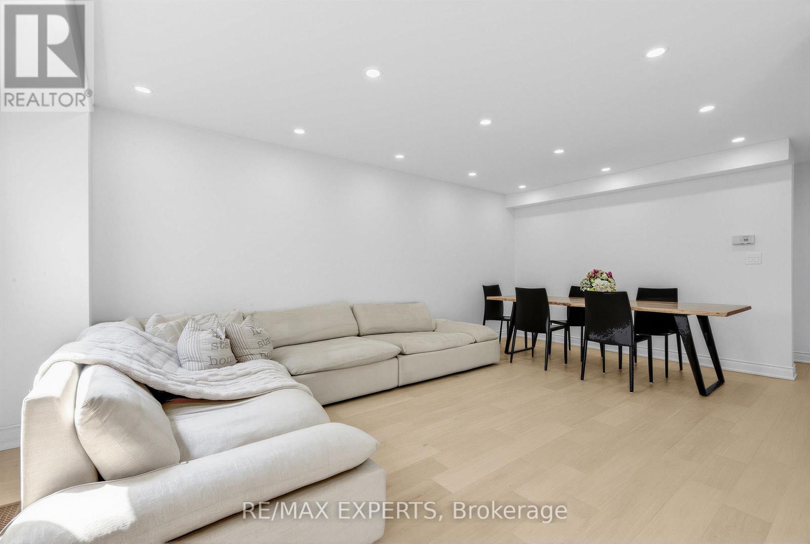 61 - 21 Maple Branch Path, Toronto, Ontario  M9P 3T4 - Photo 6 - W13121654