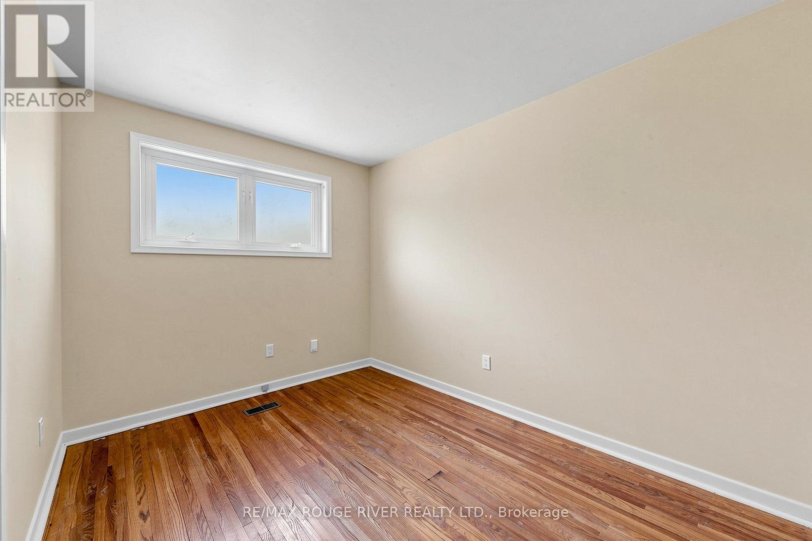 102 Taysham Crescent, Toronto, Ontario  M9V 1X3 - Photo 22 - W13121684