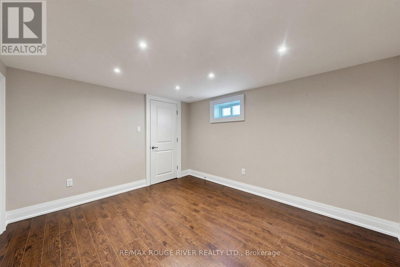 102 Taysham Crescent, Toronto, Ontario  M9V 1X3 - Photo 28 - W13121684