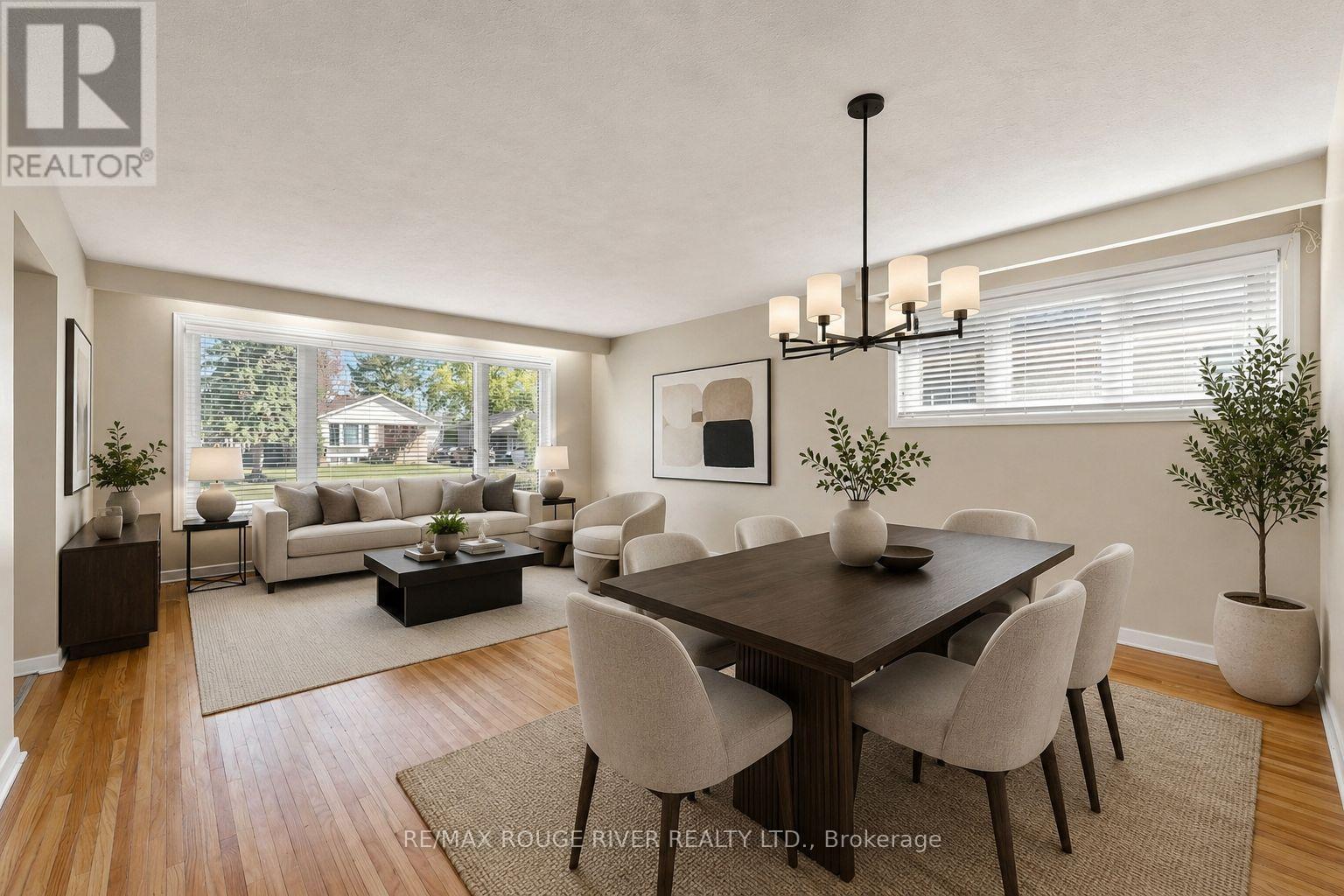 102 Taysham Crescent, Toronto, Ontario  M9V 1X3 - Photo 7 - W13121684