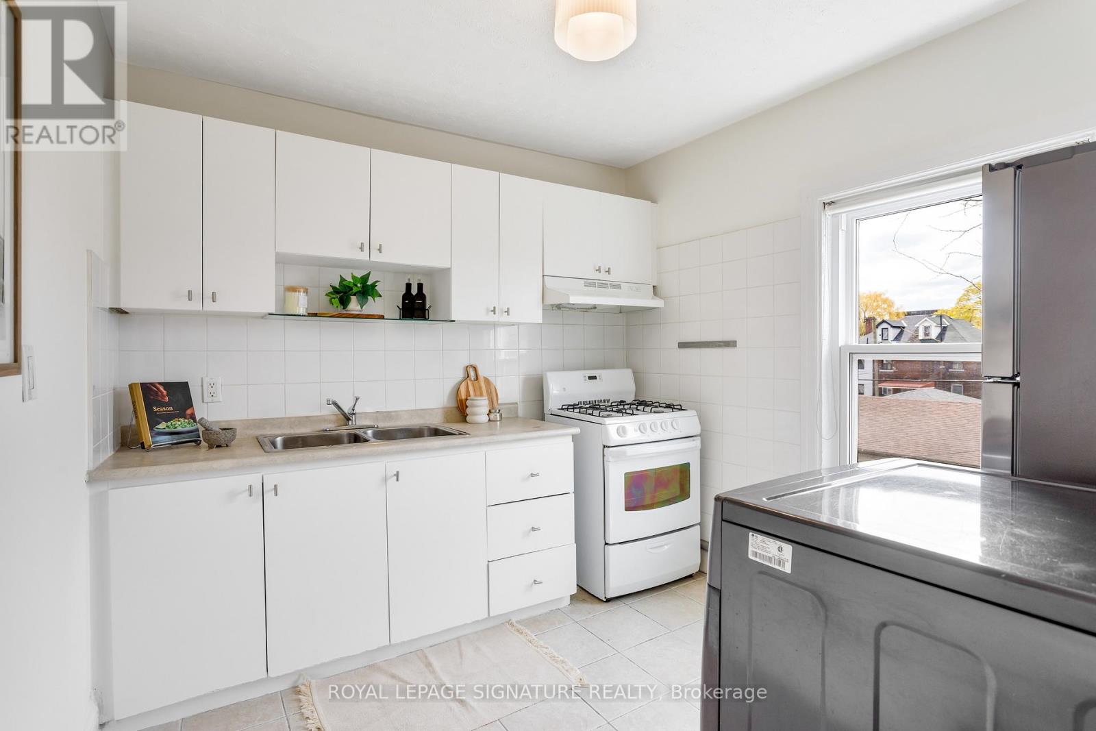 38 Wiltshire Avenue, Toronto, Ontario  M6N 2V9 - Photo 36 - W13121732