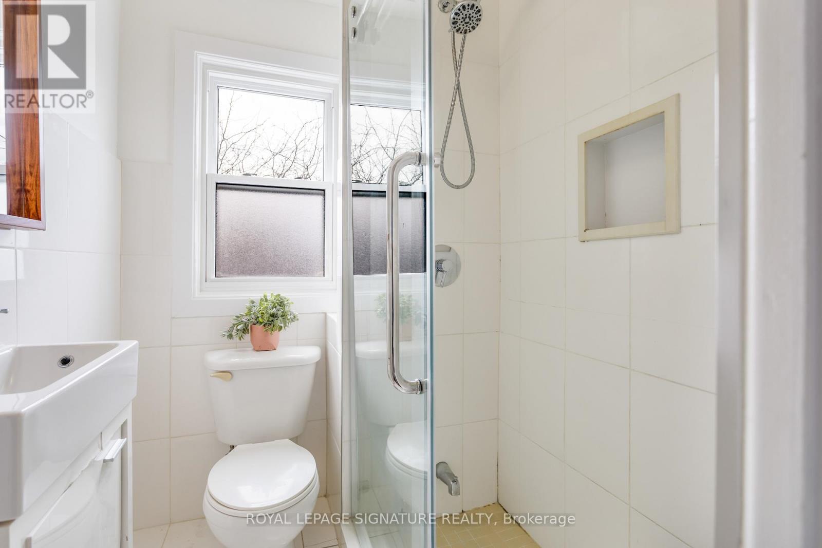 38 Wiltshire Avenue, Toronto, Ontario  M6N 2V9 - Photo 39 - W13121732