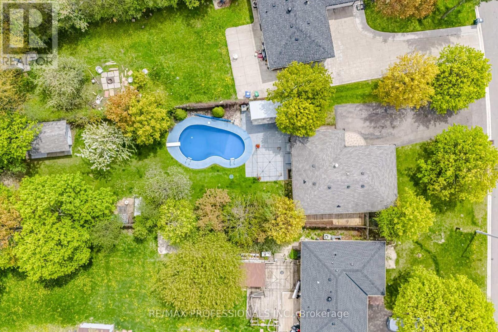 5 Flavian Crescent, Brampton, Ontario  L6T 3P2 - Photo 4 - W13121740
