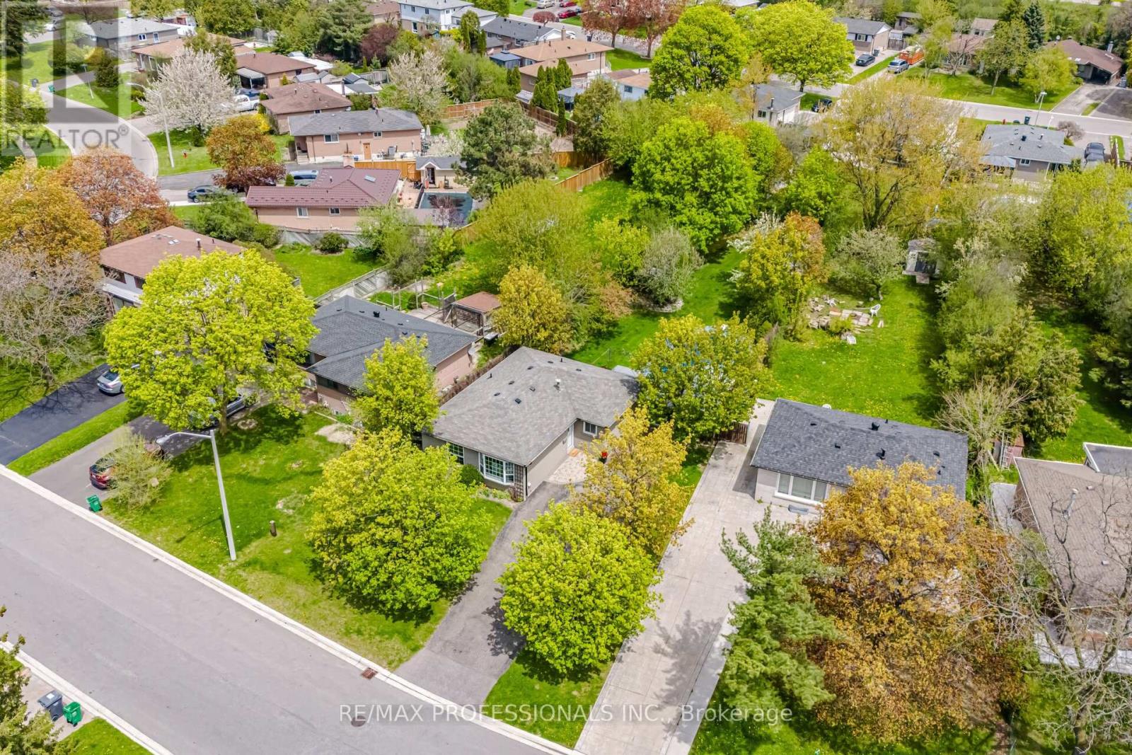 5 Flavian Crescent, Brampton, Ontario  L6T 3P2 - Photo 46 - W13121740