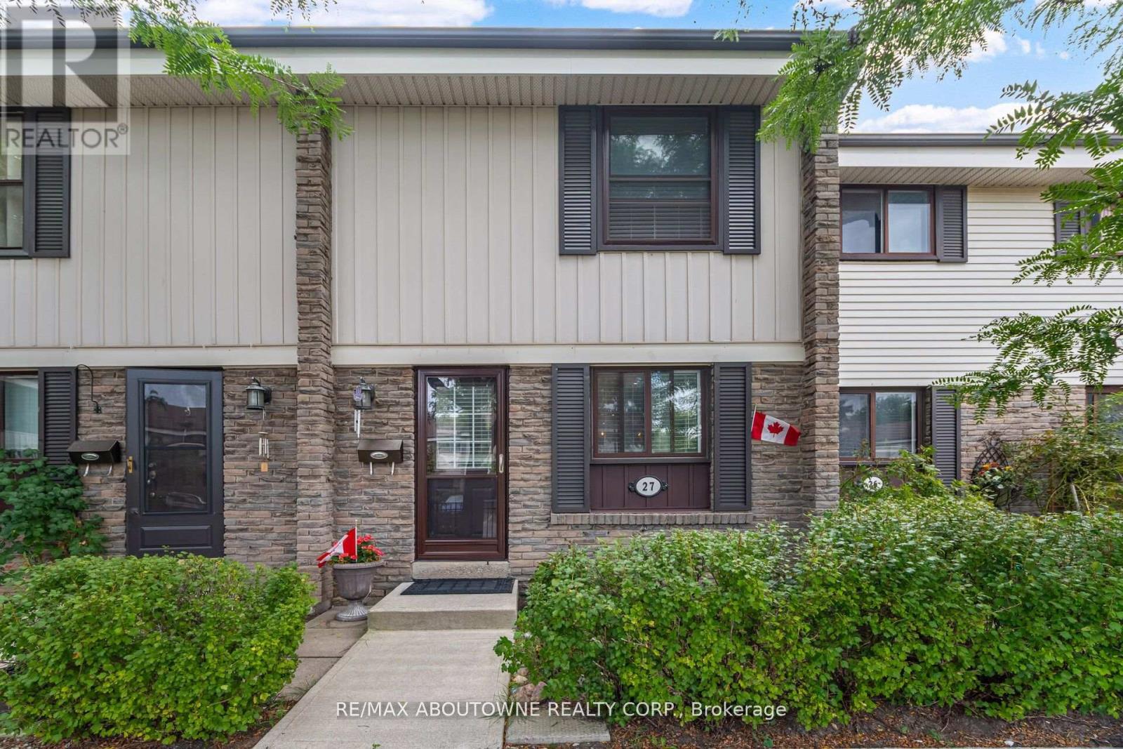 27 - 2779 Gananoque Drive, Mississauga, Ontario  L5N 2E4 - Photo 1 - W13121838