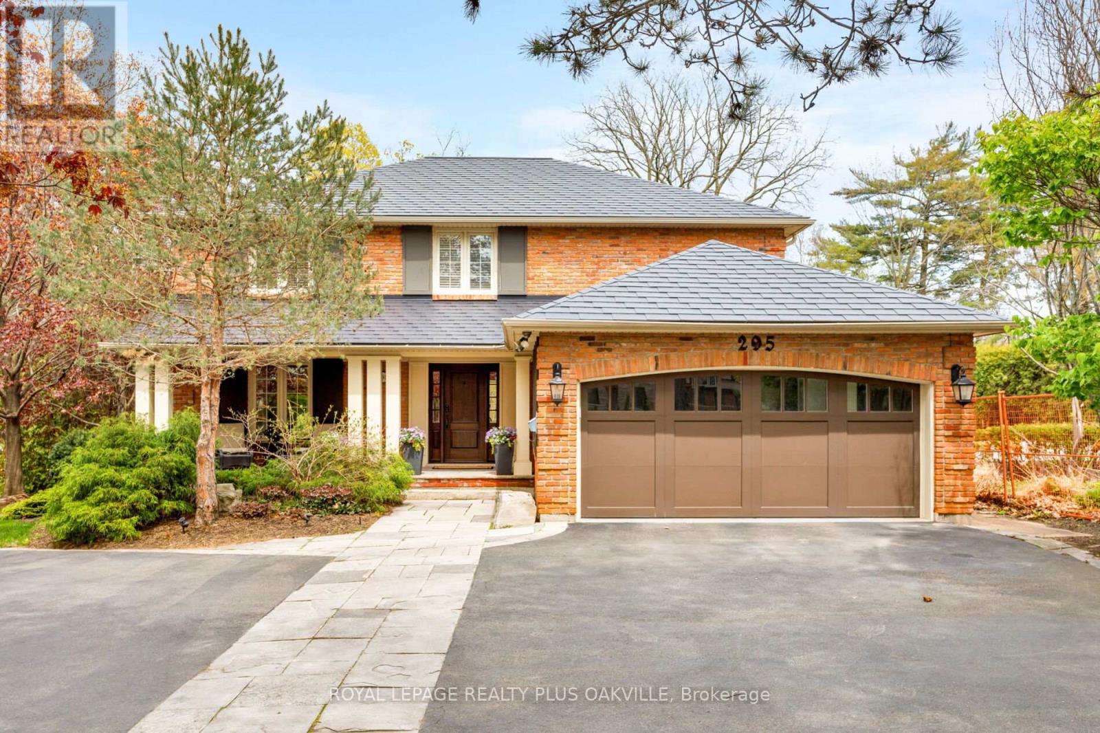295 SHOREACRES ROAD, Burlington, Ontario