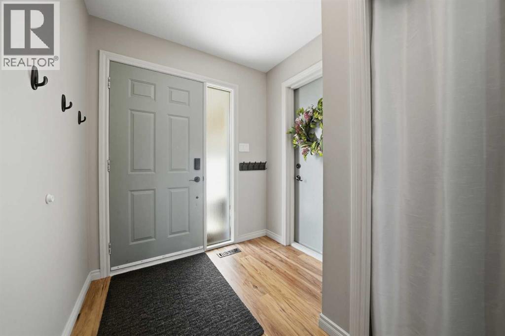 25 Gilbert Crescent, Red Deer, Alberta  T4P 3L3 - Photo 3 - A2309985