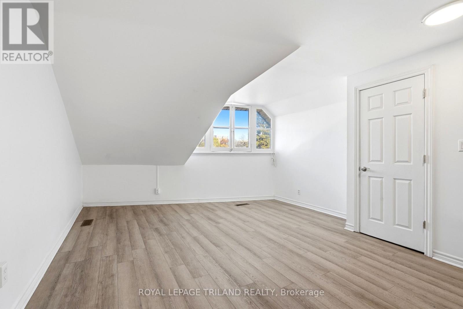 2 - 525 Richmond Street, London East, Ontario  N6A 3E8 - Photo 1 - X13122092