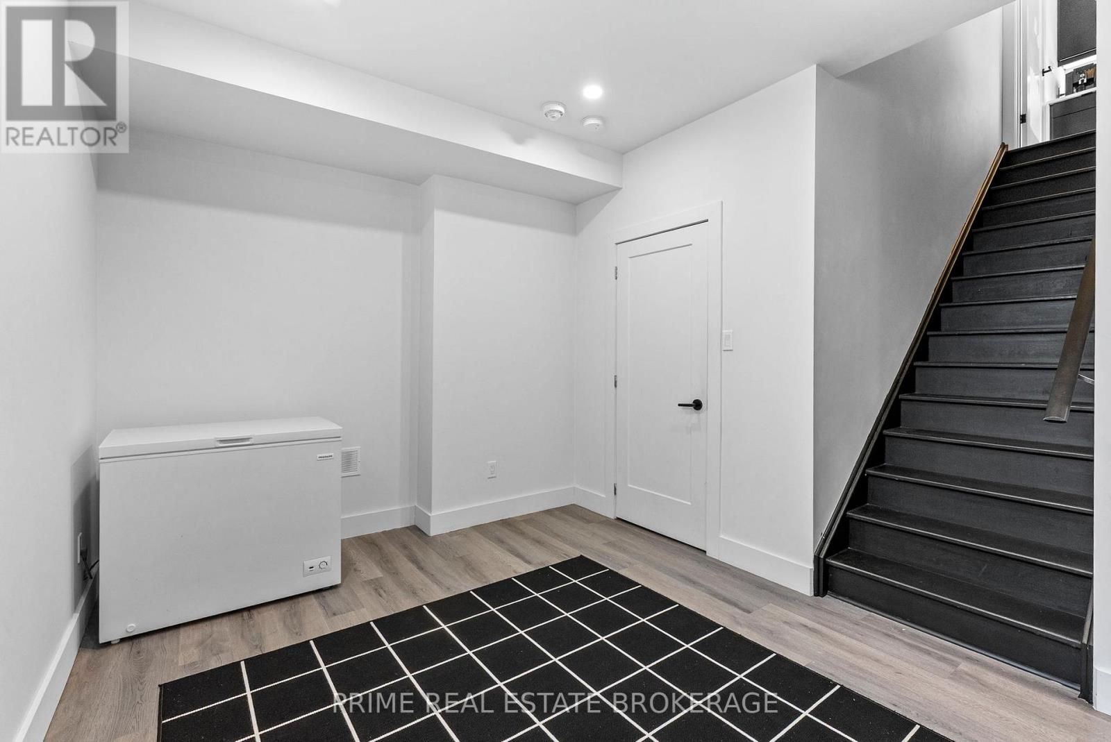 1577 Applerock Avenue, London North, Ontario  N6G 0X5 - Photo 31 - X13122186