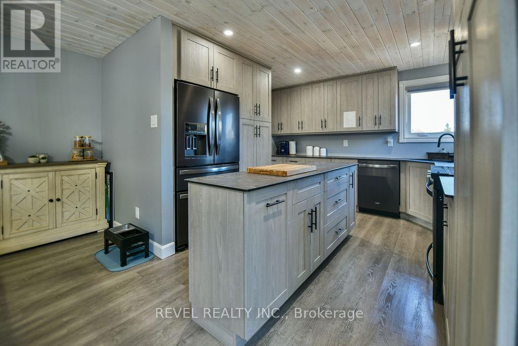 105 Spillenaar Street, Timmins, Ontario  P0N 1K0 - Photo 12 - T13122066